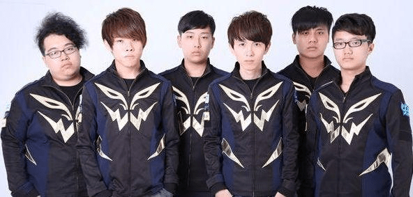 当他最终成 当他最终成